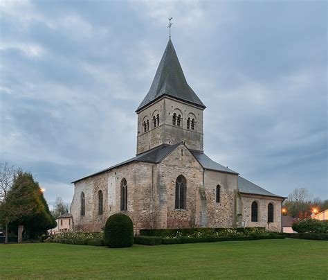 Saint-Remy Church à Bazancourt