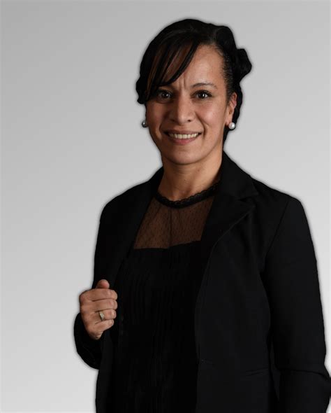 Salima Helhal à Labastidette