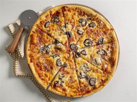 Salmi Pizza à Issou