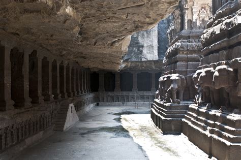 Sanjay's Ellora caves Tours Incredible India tourist guide