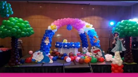 Saraswati balloons and rose decorators In parties