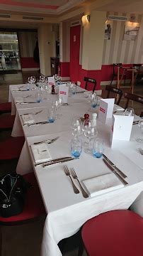 Secoser à Jassans-Riottier