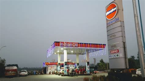 Shaheed subab filling station Indian Oil Petrol Pump