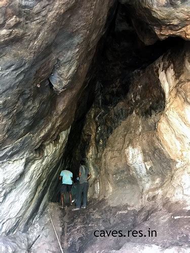 Singhanpur Cave