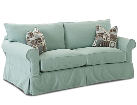 Slipcovers-For-Sofas-With-Cushions-Separate

