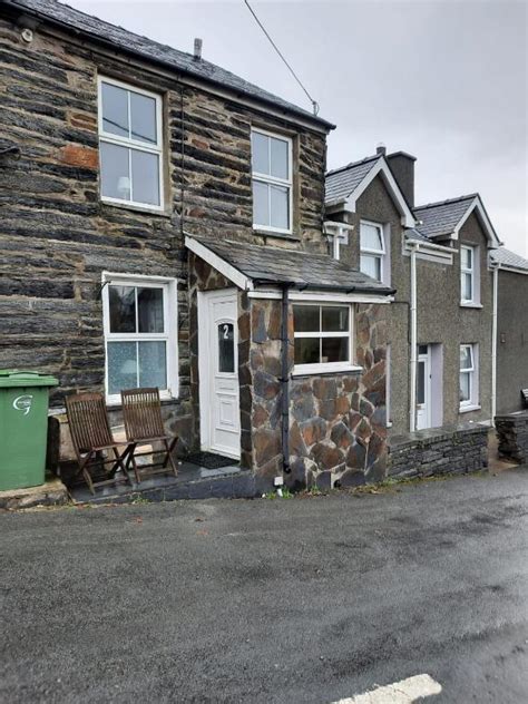 Snowdonia rock cottage