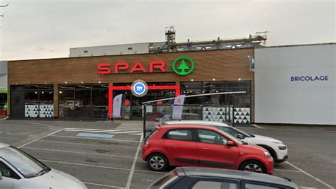 Spar à Cugand