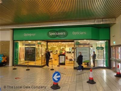 Specsavers Opticians and Audiologists - Colwyn Bay