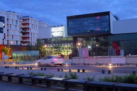 Square à Cergy