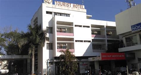 Sri Manikanta Hotel