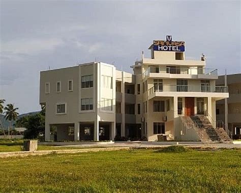 Srinivasa hotel