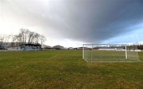 Stade de Rontignon à Rontignon