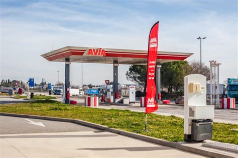 Station Service AVIA à Opio