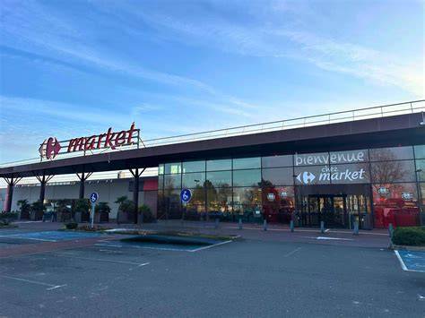 Station-service Carrefour Market - Courseulles-sur-Mer à Courseulles-sur-Mer