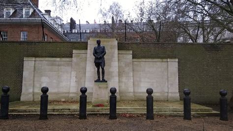 Statue Of The Earl Kitchener, London