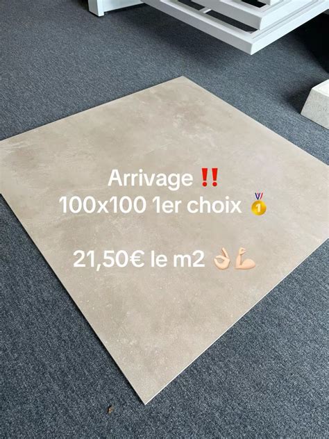 Stock Carrelage à Capvern