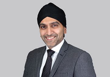 Sukhpal Matharoo Notary Public in Reading