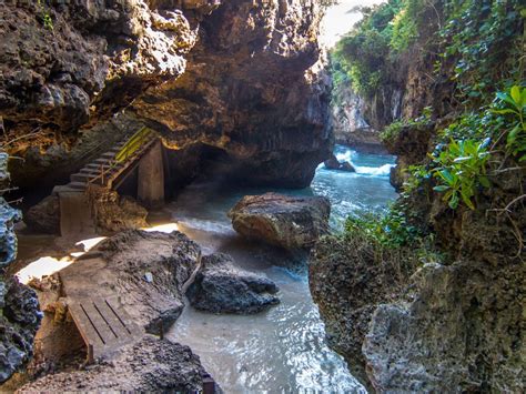 Suluban Cave