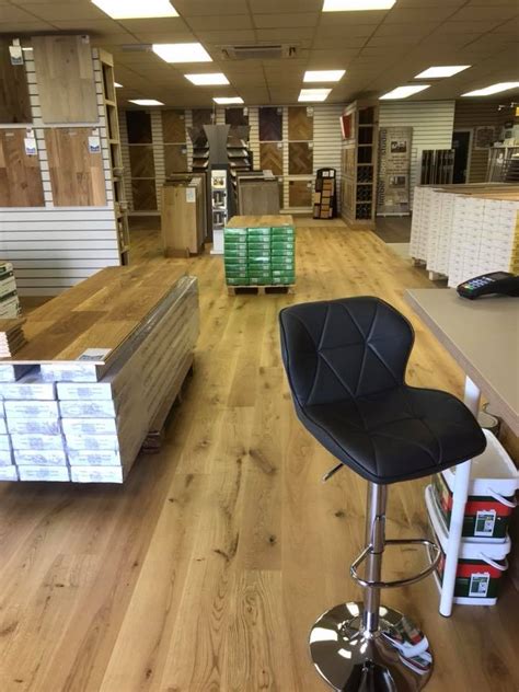Supplier and Fitter of Real wood & Laminate Flooring, Carpets, Vinyl, Karndean