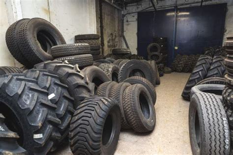 Surplus pneus à Cavaillon