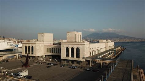 Symposium Naples