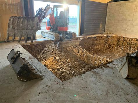 TINY TERRASSEMENT à Autet