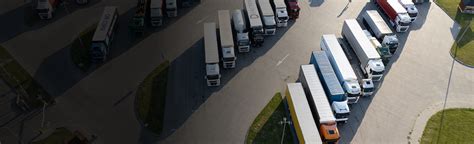 TIR parking à Puimisson