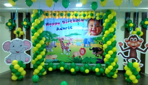 TOY Jungle balloon decorators/Event planners