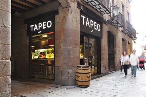 Tapeo Cafe & Tapas