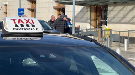 Taxis Saget à Montholon