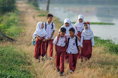 Teman Sekolah
