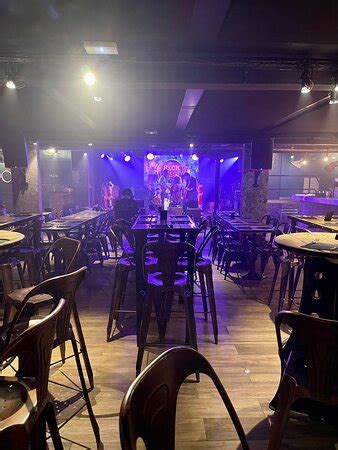 The Backstage à Montrouge