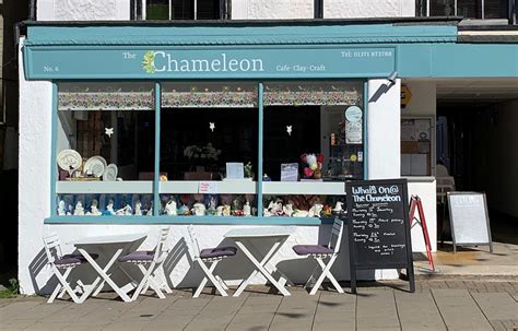 The Chameleon Cafe