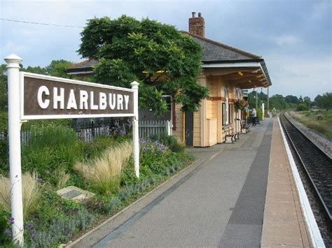 The Charlbury Railway Children