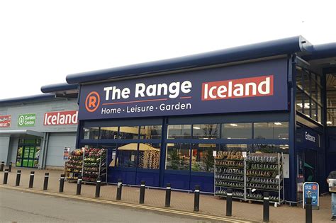 The Range, Iceland & Dee Dee’s