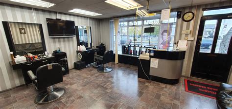 The Square Barbers