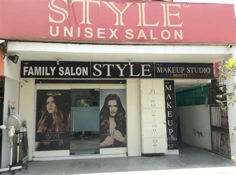 The head master Unisex salon