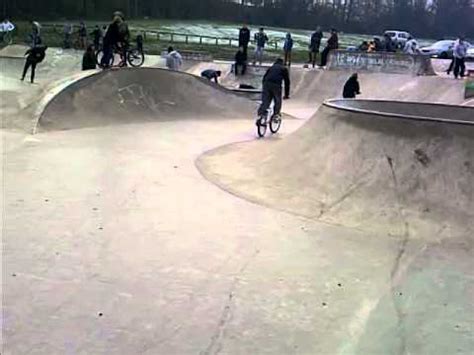 Thornes Park Skate Park