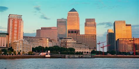 Trailfinders Canary Wharf