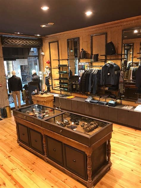 Tramps Homme à Lyon