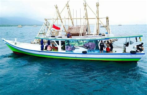 Transportasi menuju Pantai Ujung Jawa