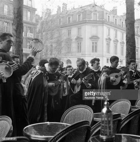 Troubadours à Paris