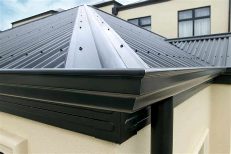 UK Gutters: Flat roofing, metal roofing & metal guttering