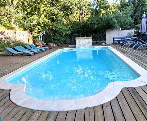 UNIVERSAL PISCINE à Peypin