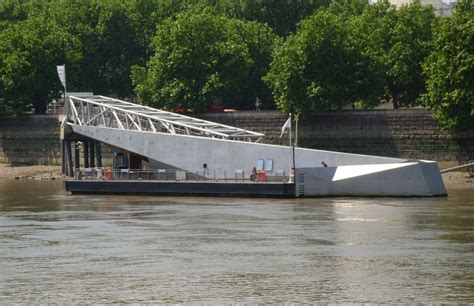 Uber Boat by Thames Clippers - Millbank Pier