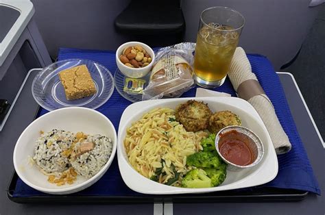 United First Class Dining