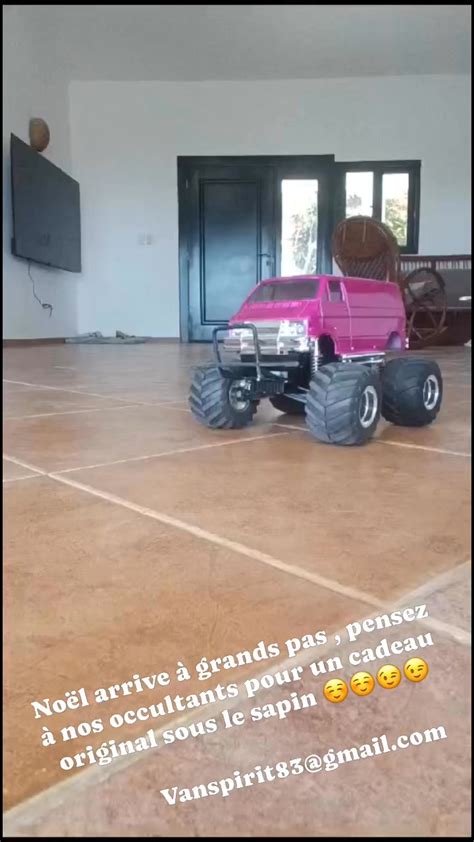 VAN SPIRIT à Signes