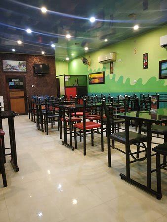 Vayaloram Bar And Restaurent