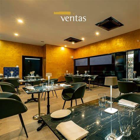 Veritas Restaurant Naples
