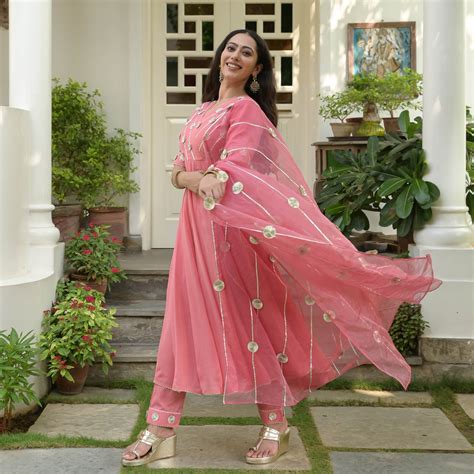 Vibha Suit & Sarees